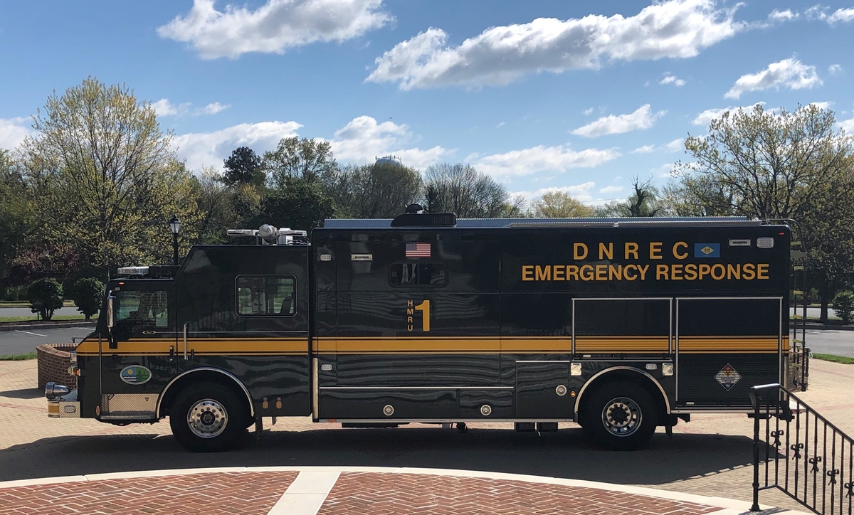 https://dnrec.delaware.gov/wp-content/uploads/sites/3/2020/06/new-emergency-response-vehicle.jpg